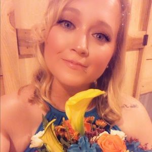 Meet your Posher, Ashley